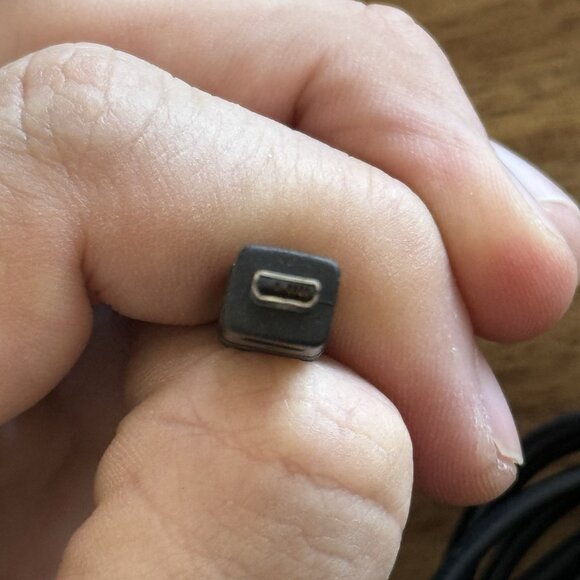 AV A/V USB To RCA Audio / Video Mini B USB Adapter Cable TV & Digital Camera - Picture 3 of 6